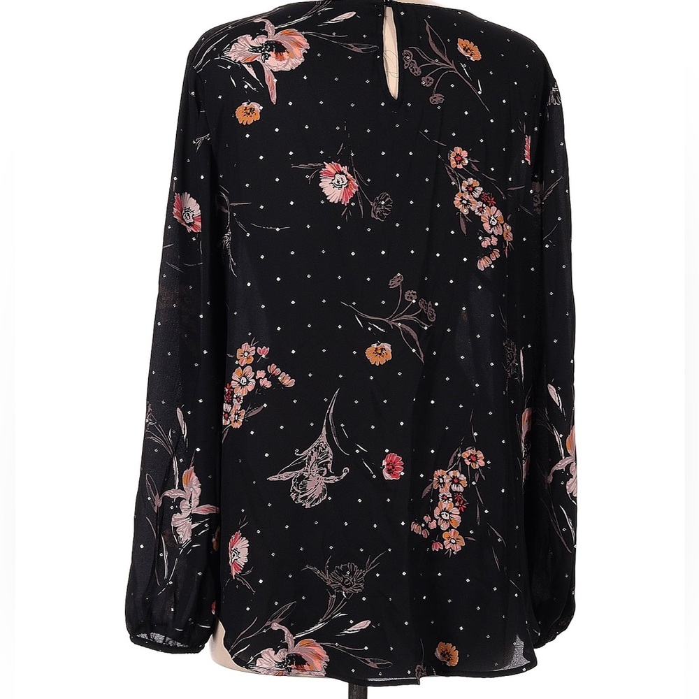 Maurices NWOT Women’s Top Blouse Tunic Black Flowers Glitter Dots Medium M - Picture 2 of 7